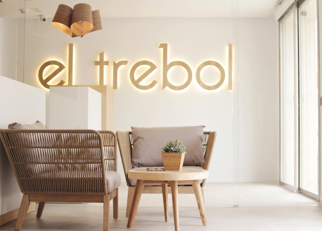 El Trebol Bar & Hotel Only Adults كاربونيذاس المظهر الخارجي الصورة